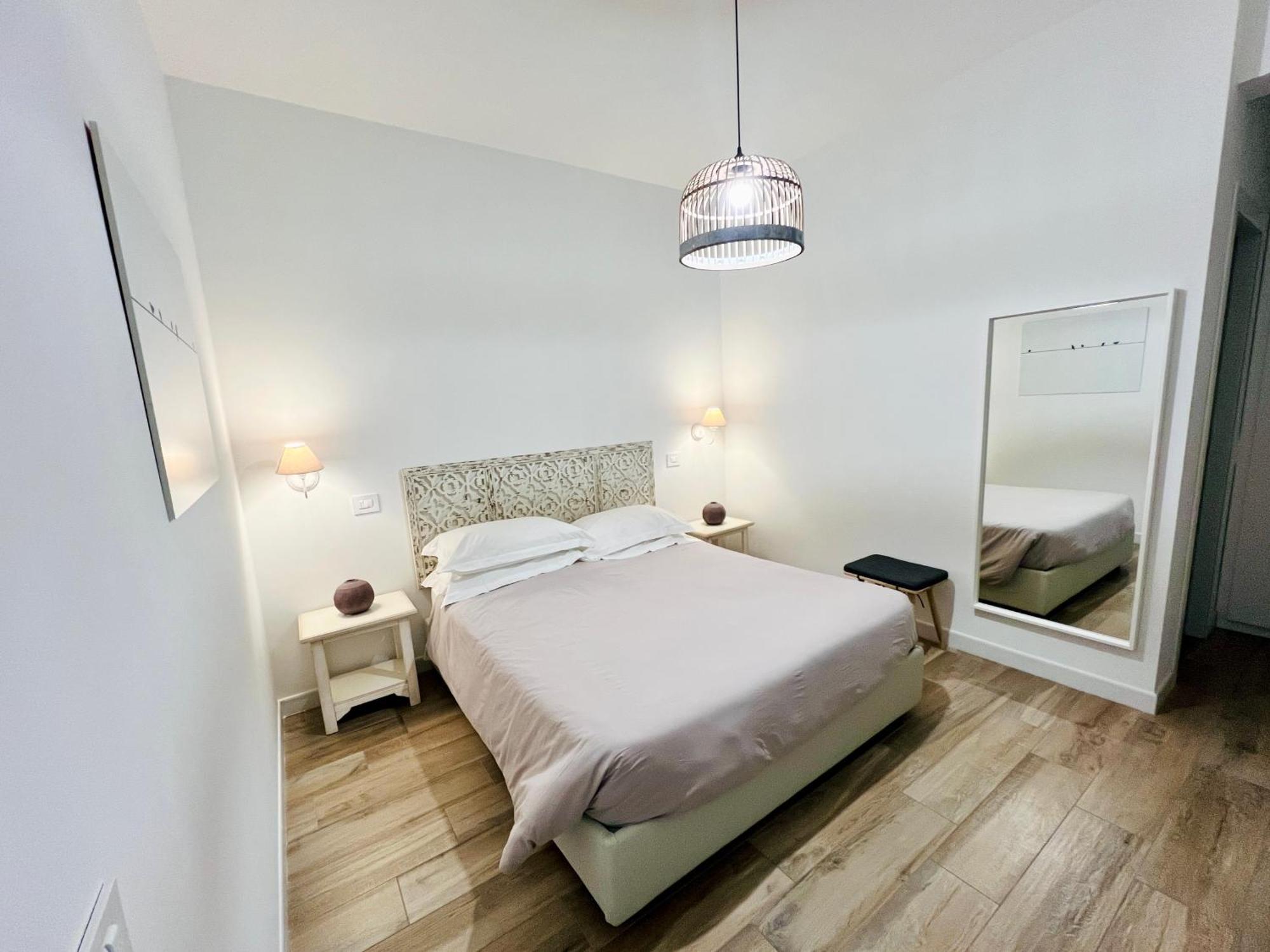 Bellhome 3 - Elegante Appartamento Nel Centro Di Bari Exteriör bild
