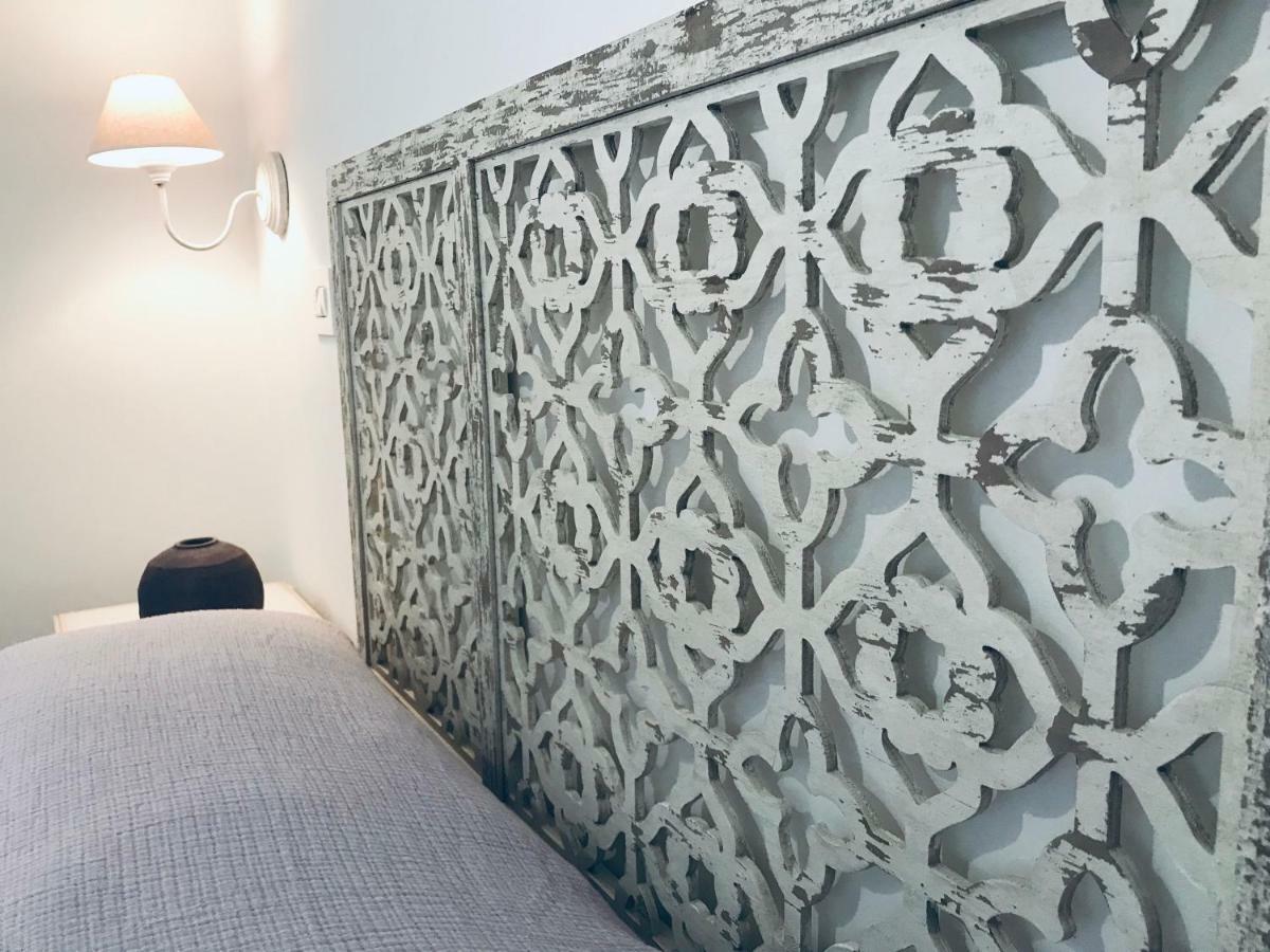 Bellhome 3 - Elegante Appartamento Nel Centro Di Bari Exteriör bild